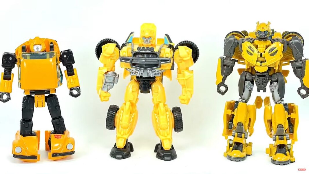 Transformers Rise Of The Beasts Offroad Bumblebee In Hand Image  (6 of 35)